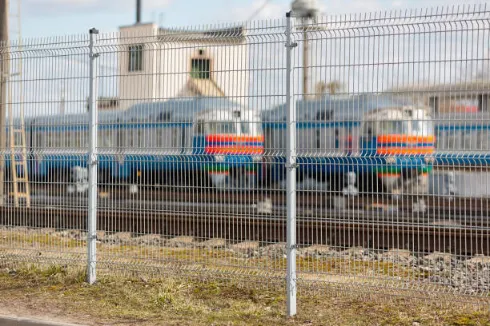 Perimeter Fencing for Railways Keeping your Security on Tracks